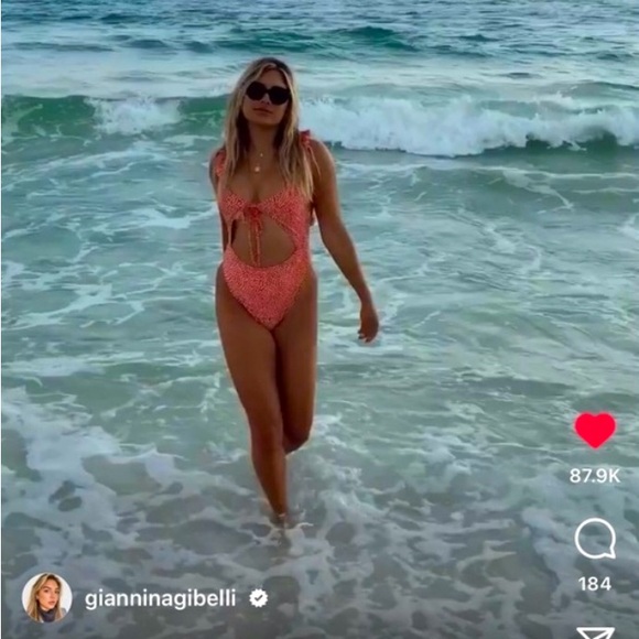 ASO Giannina Gibelli Love Is Blind Nasty Gal Wild Waters Animal Cut-Out Swimsuit - Picture 3 of 12